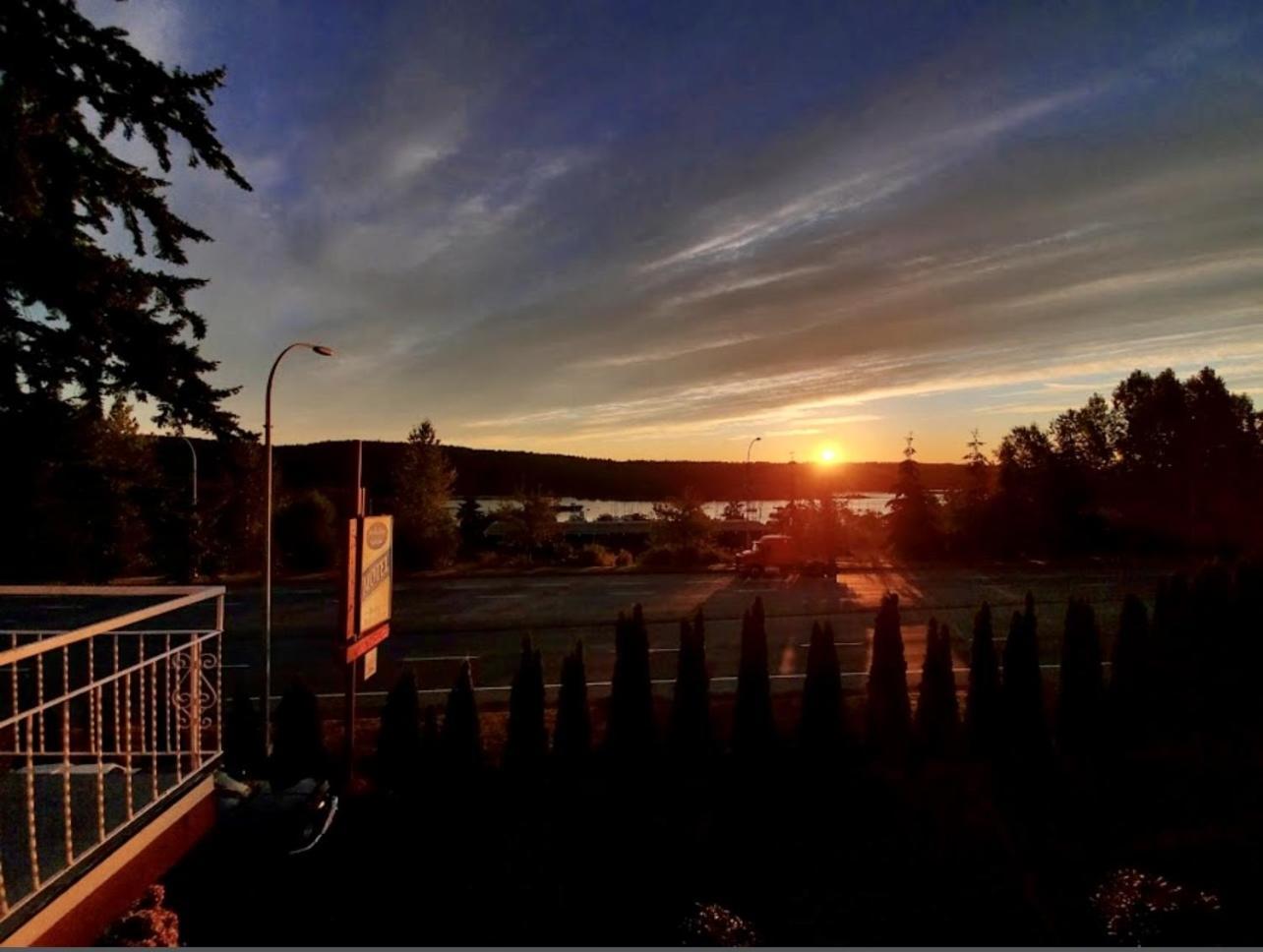 Holiday House Motel Ladysmith Exterior foto